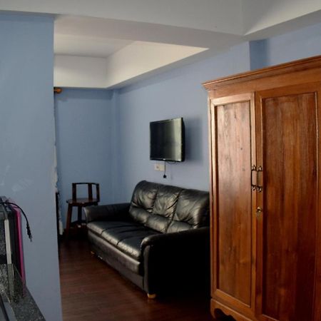 Room To Let Chiang Mai Buitenkant foto
