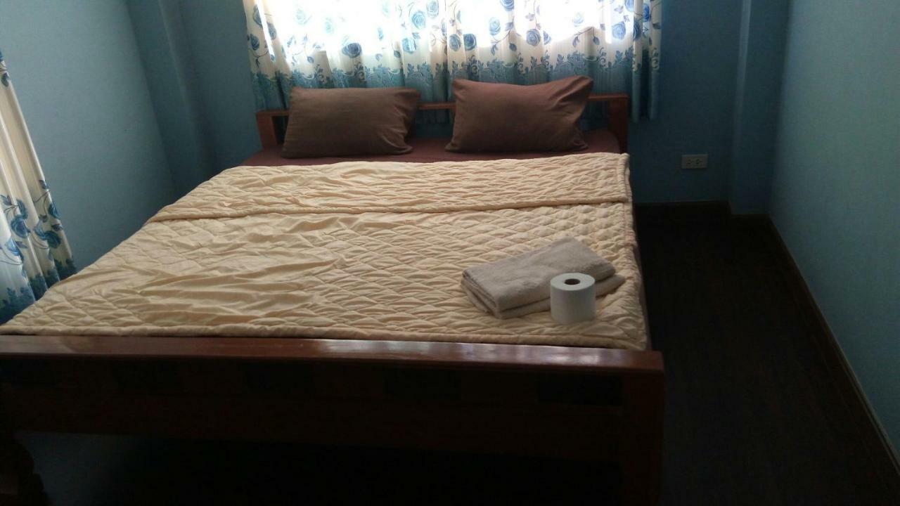 Room To Let Chiang Mai Buitenkant foto
