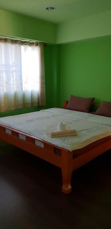 Room To Let Chiang Mai Buitenkant foto